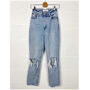 Abercrombie and Fitch Curve Love 90s Straight‎ Ultra High Rise Jeans